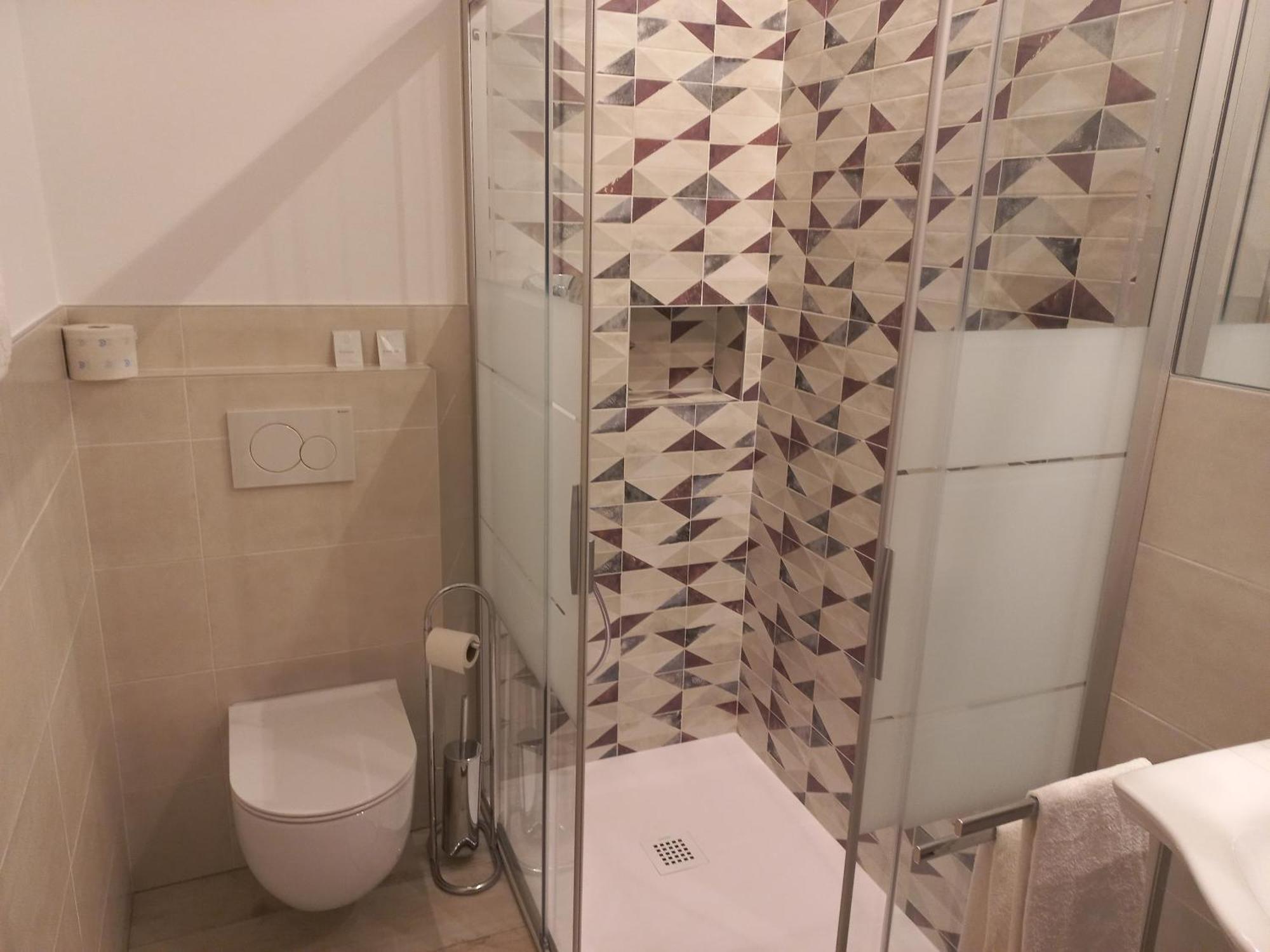 Hotel Lux Merano Phòng bức ảnh