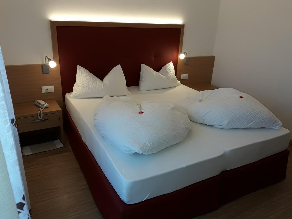 Hotel Lux Merano Ngoại thất bức ảnh