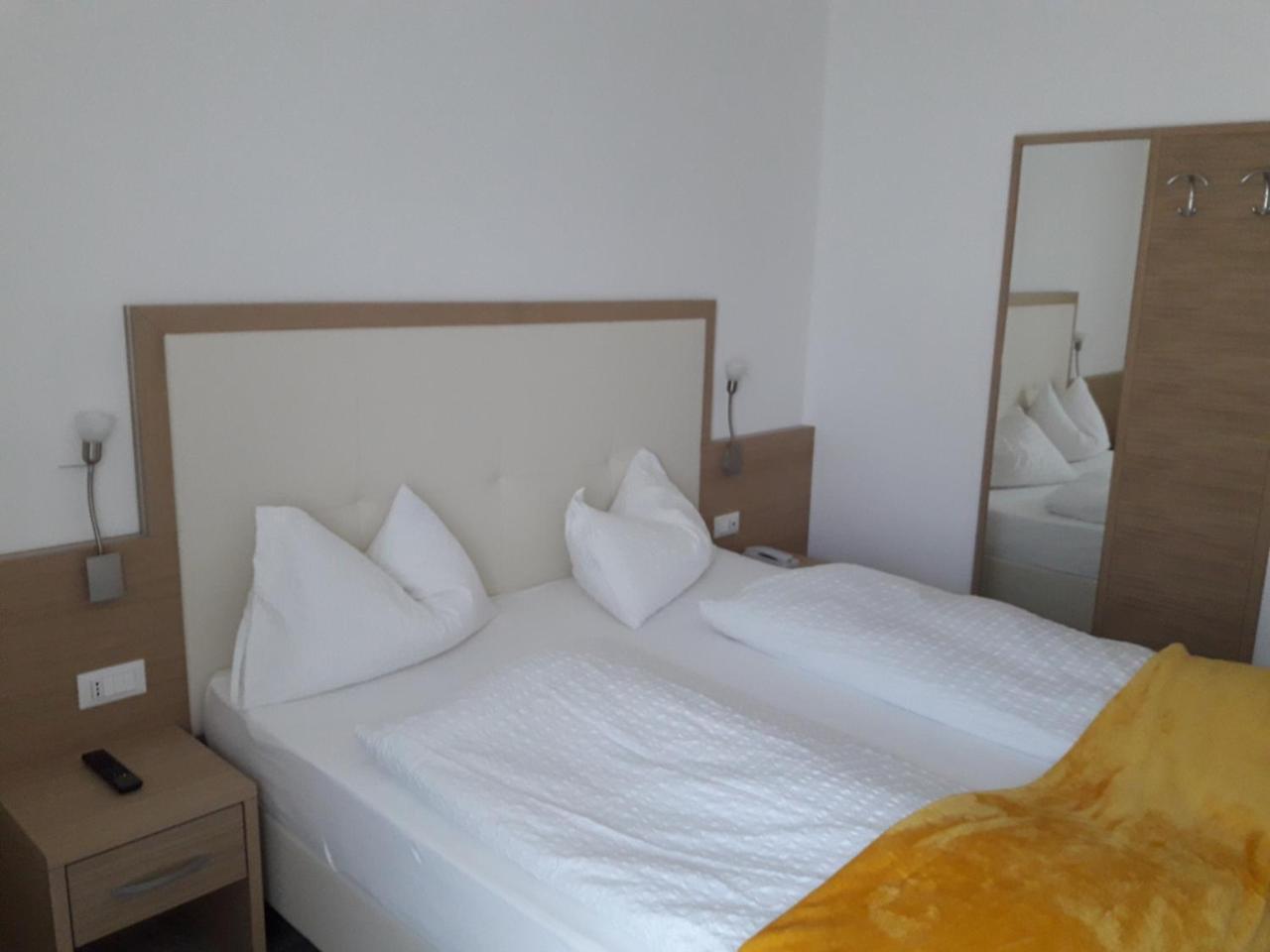 Hotel Lux Merano Ngoại thất bức ảnh