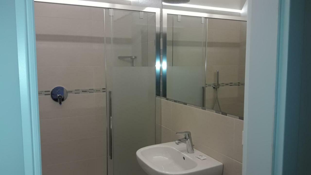 Hotel Lux Merano Ngoại thất bức ảnh